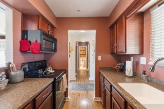 Downtown Riverfront Condo unit 780 - 8