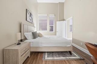 Modern 1BR perfect for extended visits - 6