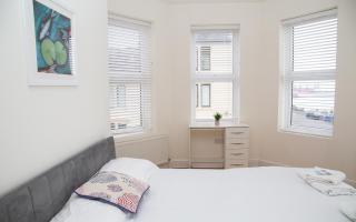 Seaview Apartments - 28-29 Marine Parade, Harwich - Perfect for business & long term stays - 9