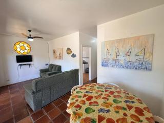 Casa para família - 10 pessoas - Itaguá - 3 quadras da orla - 7