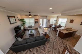 6 Bed 5-Bath Villa For Large Families Groups - 2