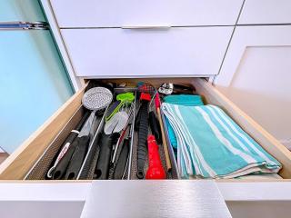 Get Seaduced by this 1 bed 1 bath charmer steps to beach and Bridge St - 3