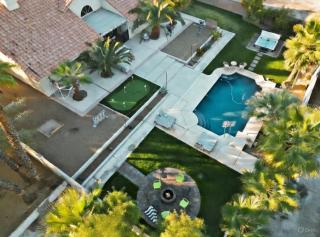 Palm Palace - 10 min to STRIP - - 0