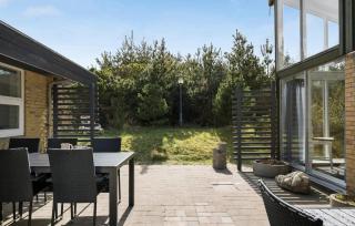 5 Bedroom Cozy Home In Ulfborg - 1