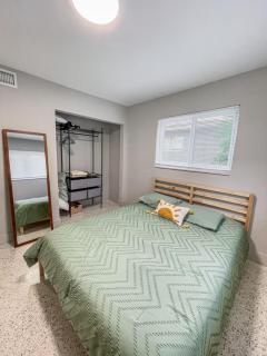 Remodeled apartment in Central Location - 5