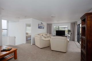 Ocean Beach Getaway - 2