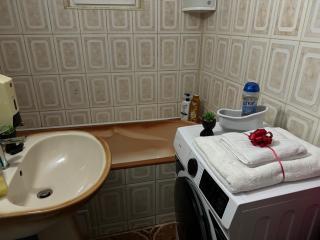 Apartament 2 camere, aprox 1,5 km distanta fata de Targul de Cracihn - 4