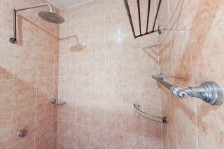 Villa with Pool, Karaoke, Palapa, Jacuzzi & Garden - 4