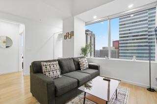 Luxury 1Beds and 2Beds in Downtown Edmonton close to Rogers - 0