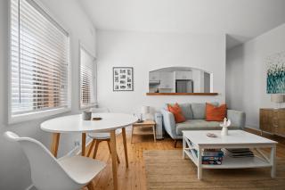 2BR Coastal Fairlight Manly Beachfront - 8