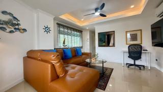 Palace - Spacious 1 bedroom Condo with shared Pool - 7