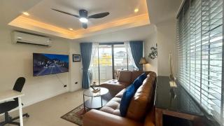 Palace - Spacious 1 bedroom Condo with shared Pool - 4