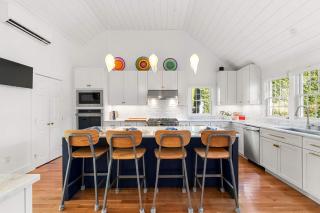 Heated Plunge Pool Theater Room Backyard Fun - 3