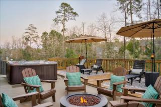 Augusta Abode: Golf~HotTub~Theater~Bball~ANGC15min - Martinez - 0