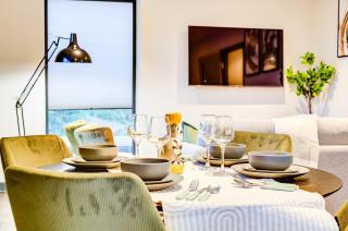 Private & Stylish 2 bedroom London Apartment - 8