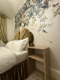 Marin Apartments - 1