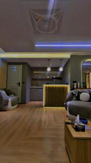 Luxury penthouse getaway - 9