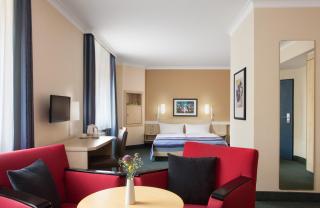 Hotel Magdeburg City Center by Leonardo Hotels - 9