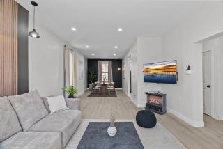 Brick and Modern on Miami St By StayLage - 0