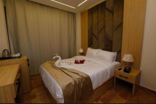 Lyra Pyramids Inn - 4