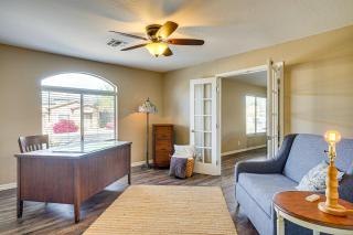 Fun with Family! Goodyear Getaway with Outdoor Oasis - Goodyear - 7