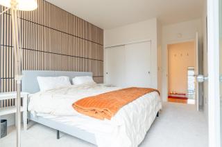 NEW 1BD Belltown Condo - Pool and Sauna - Walk to Pike Place & Space Needle - 2