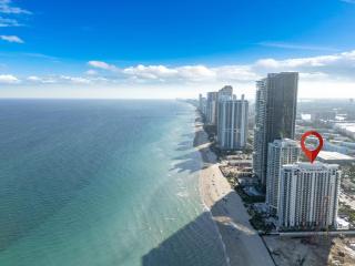 Wake Up to 360 Views Beachfront Terrace - 3