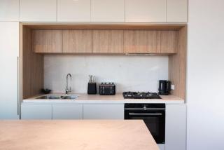 Sky High Serenity Luxe Apartment on Level 66 - 3