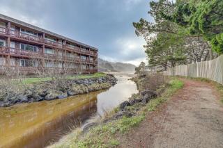 Walk to Neskowin Beach! Creekside Oregon Retreat - 9