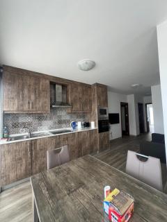 Bright and Convenient Penthouse in Central Malta - Msida - 8