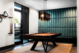 Lux 1BR Near Downtown & Domain Pool, Gym - 3