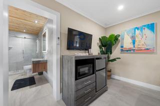 Bleu Beach Resort - 4