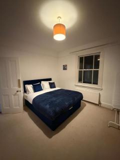 Spacious Home - Solihull Town Centre- Near NEC-BHX - 3