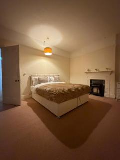 Spacious Home - Solihull Town Centre- Near NEC-BHX - 0