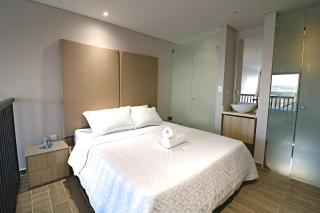 Loft in Downtown - Rooftop Pool - 1