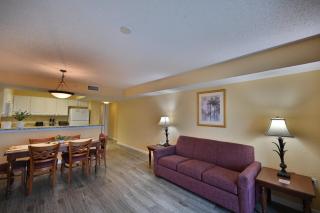 Breathtaking Oceanview Spacious 2 Bedroom Condo 15th Floor - 1