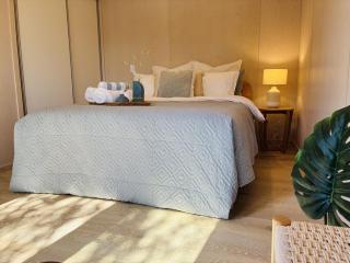 Ocean Sounds - Where Style Meets Nature - 7