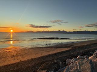 Ocean Sounds - Where Style Meets Nature - 5