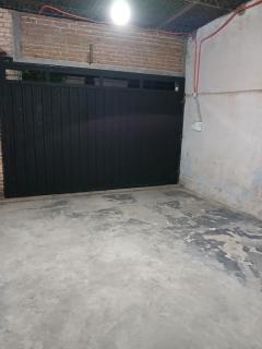 Amplio departamento zona céntrica - 2