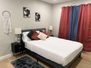 Gillespie 1059, unit B - Spring Valley - 7