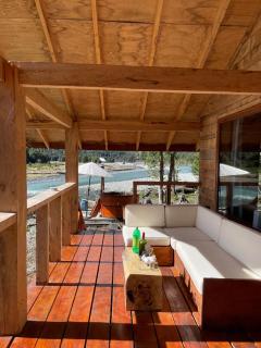 Casa con vista panorámica a rio - 9