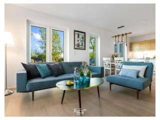 The Coastal Greeting Comfortable Holiday Residence - 3