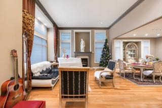 Bright 1BR Suite Near Metrotown Quiet Convenient - 9