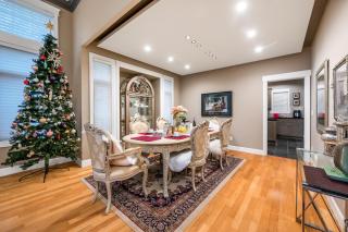 Bright 1BR Suite Near Metrotown Quiet Convenient - 7