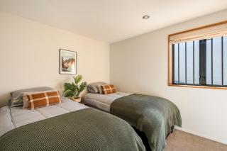 Lakefront Townhouse - Wanaka - 1