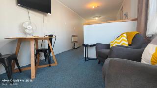 Chanel Court Motel - 9