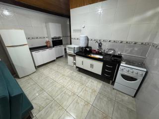 Casa completa com Ar perto da praia - 8
