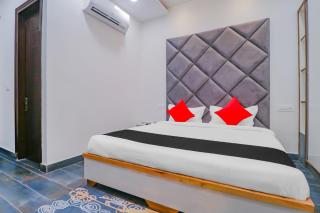 Hotel O Crystal Empire - Zirakpur - 1