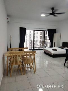 Youth City Residence, Nilai Studio - 3