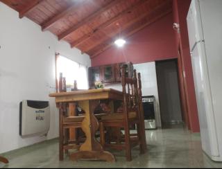 cabaña refugio junto al cerro - 2